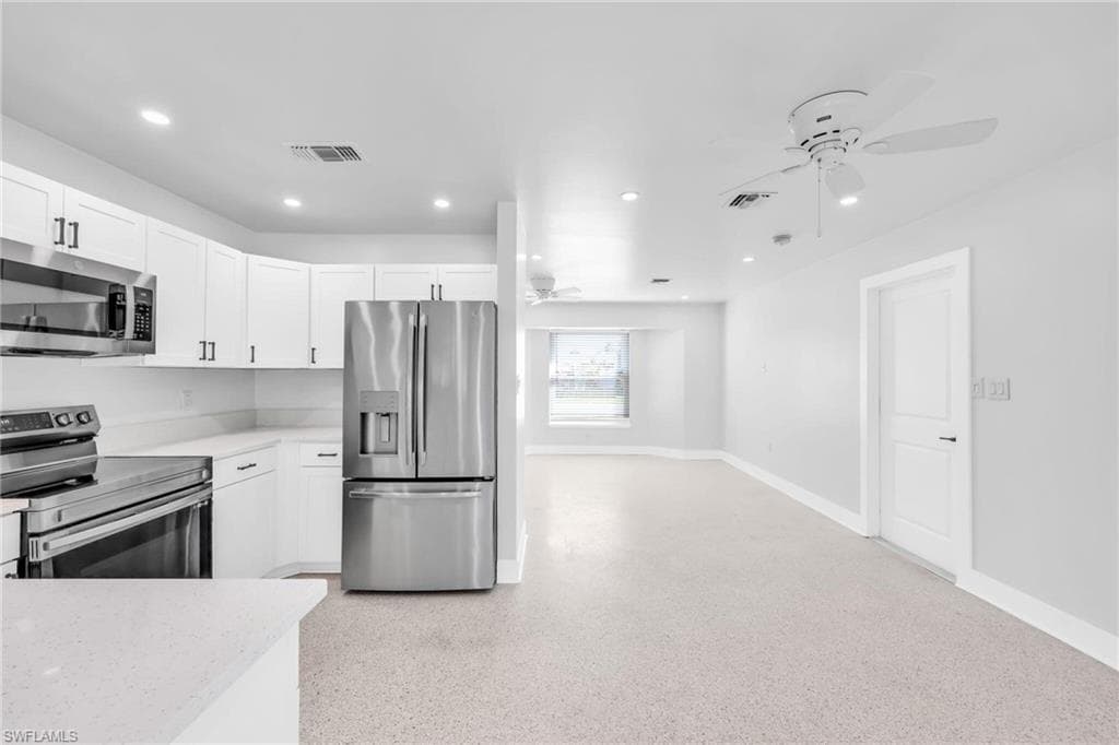 2822 Bruce ST, MATLACHA FL 33993-16