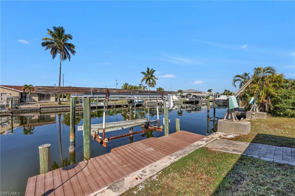 2822 Bruce ST, MATLACHA FL 33993-6