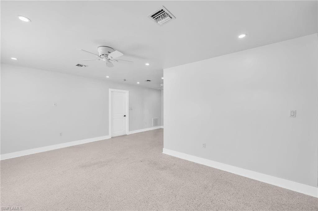 2822 Bruce ST, MATLACHA FL 33993-10