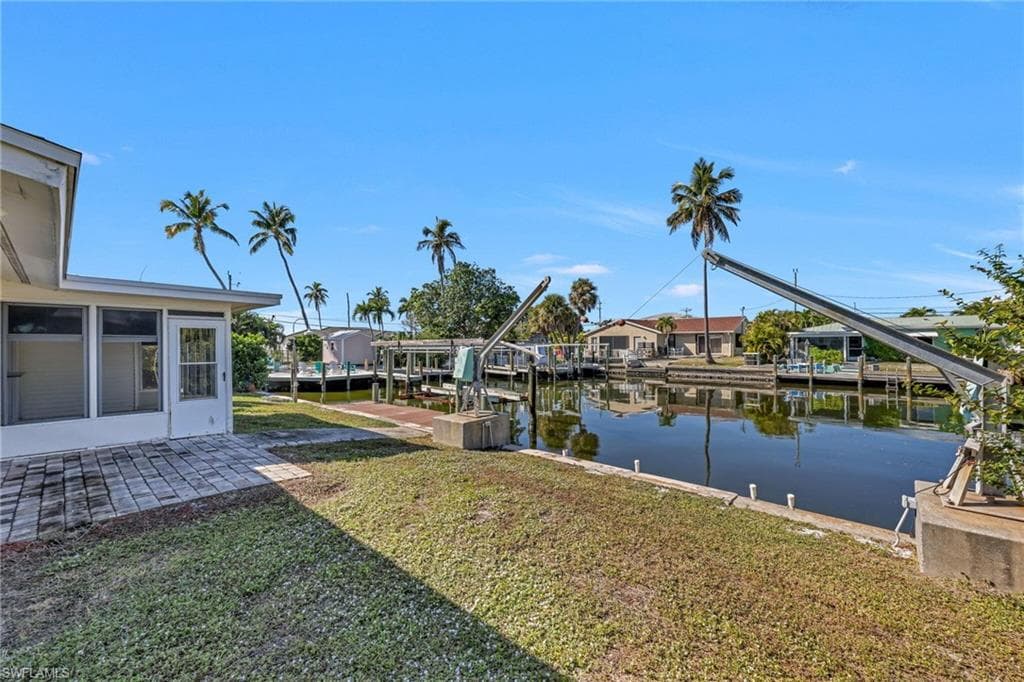 2822 Bruce ST, MATLACHA FL 33993-3