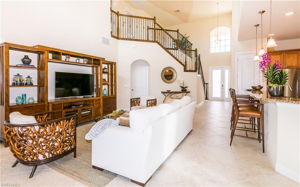 7810 Martino CIR, NAPLES FL 34112-12