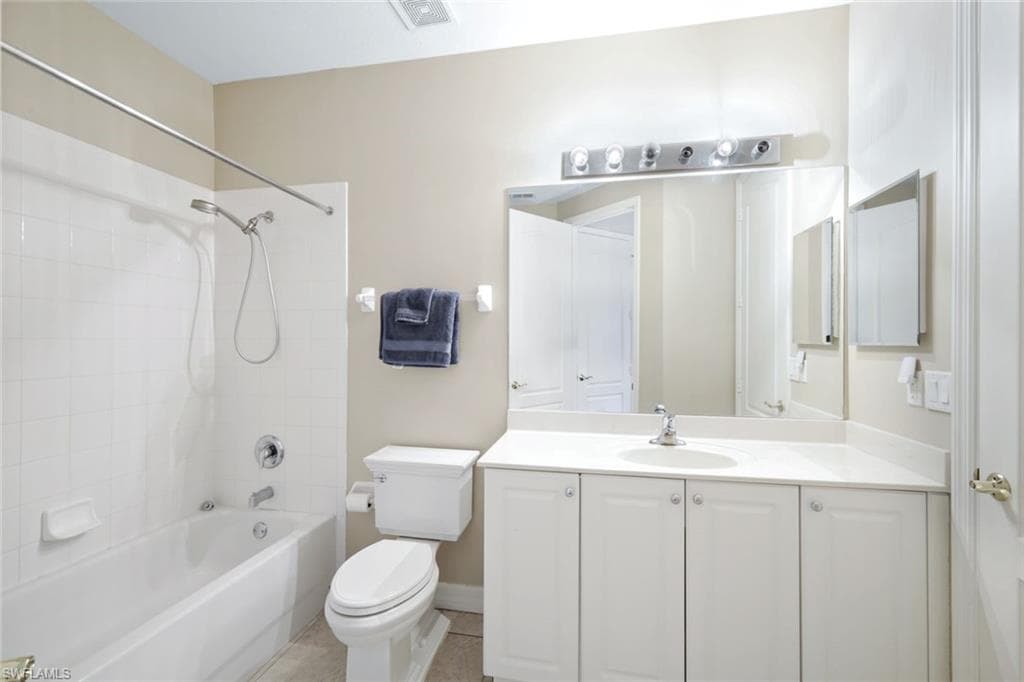 6100 Jonathans Bay CIR # 302, FORT MYERS FL 33908-16