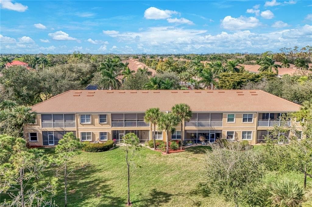 6100 Jonathans Bay CIR # 302, FORT MYERS FL 33908-2