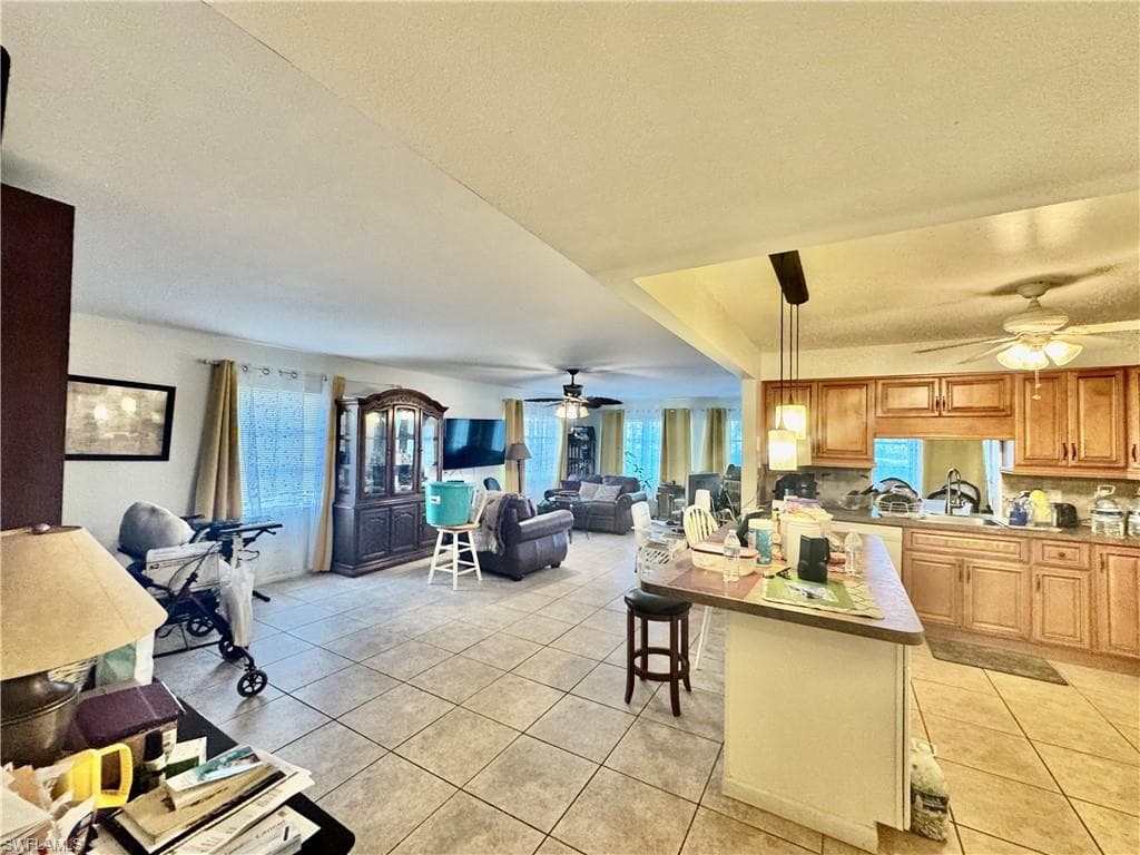 4840 Golf Club CT # 1, NORTH FORT MYERS FL 33903-1