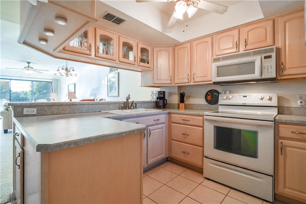 3916 Orange Grove BLVD # 6, NORTH FORT MYERS FL 33903-1