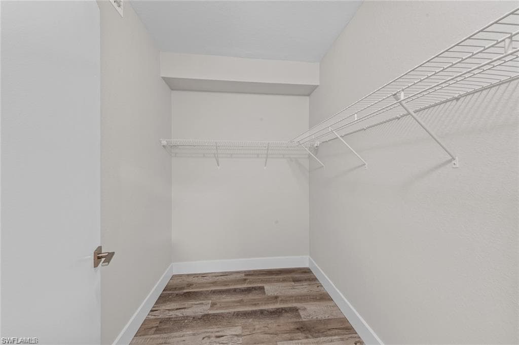 8423 Bernwood Cove LOOP # 405, FORT MYERS FL 33966-15