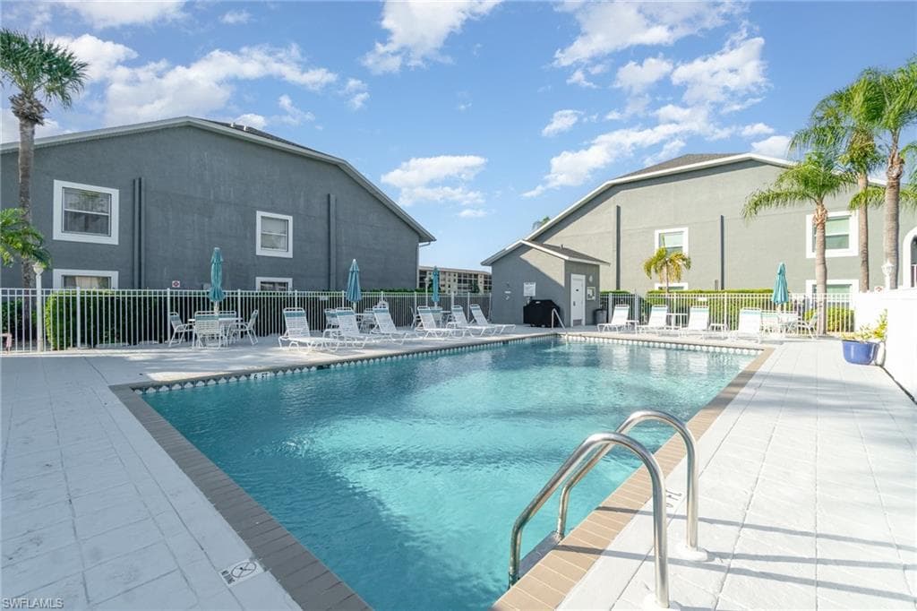 1765 Cape Coral PKWY E # 204, CAPE CORAL FL 33904-37