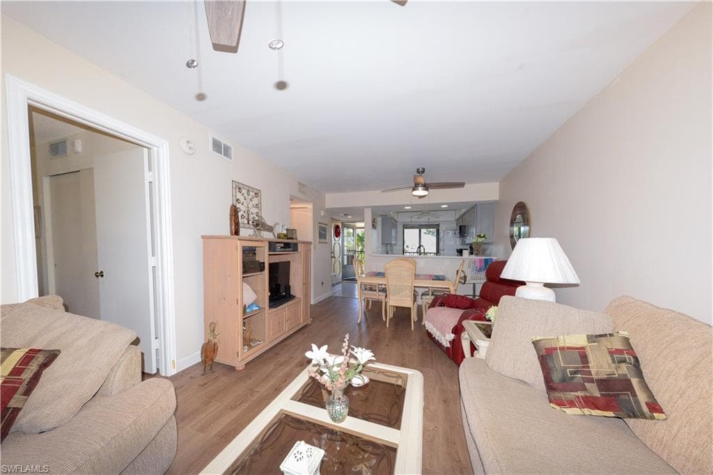 21490 Bay Village DR # 264, FORT MYERS BEACH FL 33931-5