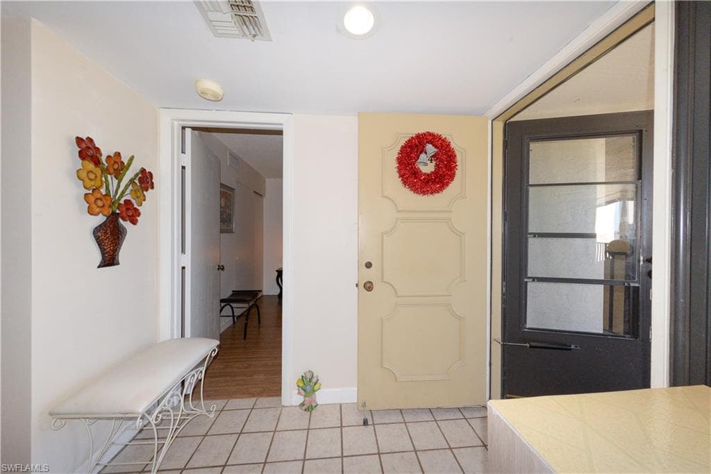 21490 Bay Village DR # 264, FORT MYERS BEACH FL 33931-10