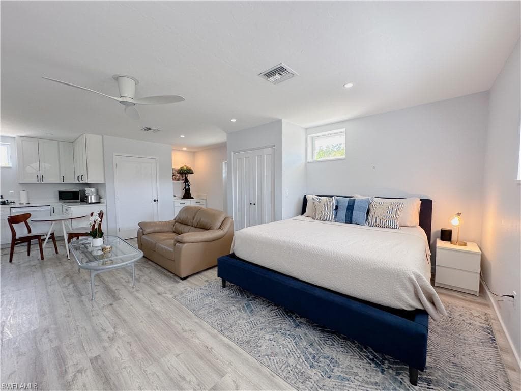 1308 Rosemary LN, NAPLES FL 34103-16