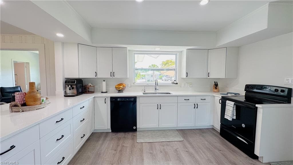 1308 Rosemary LN, NAPLES FL 34103-3