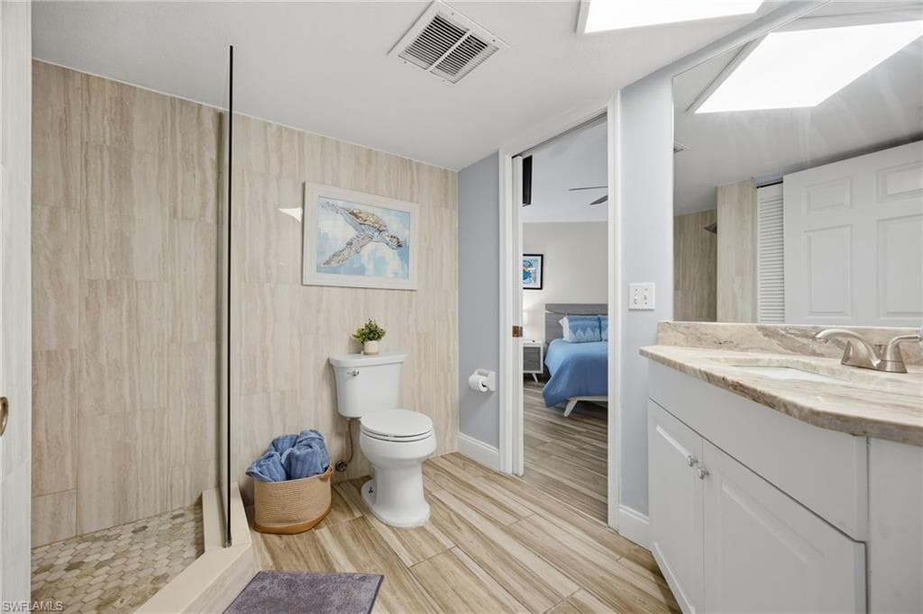 950 Moody RD # 111, NORTH FORT MYERS FL 33903-22