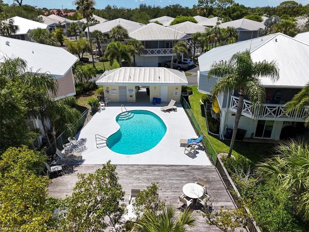 950 Moody RD # 111, NORTH FORT MYERS FL 33903-40