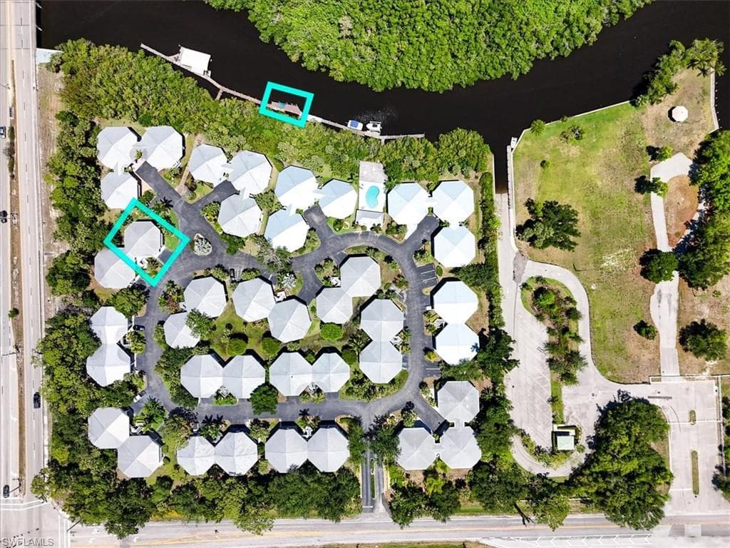 950 Moody RD # 111, NORTH FORT MYERS FL 33903-44