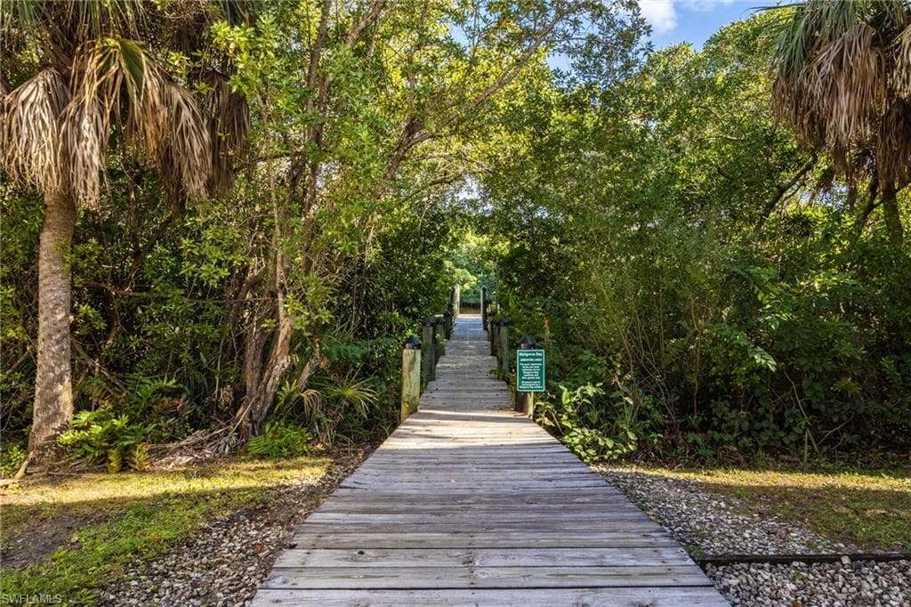 950 Moody RD # 111, NORTH FORT MYERS FL 33903-26