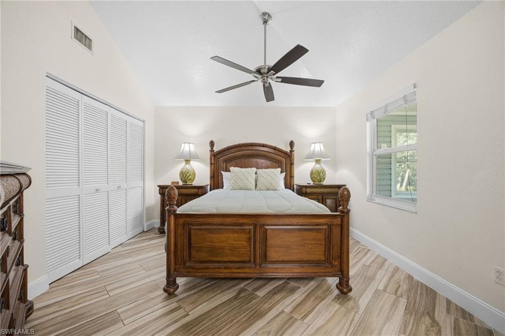 950 Moody RD # 111, NORTH FORT MYERS FL 33903-23