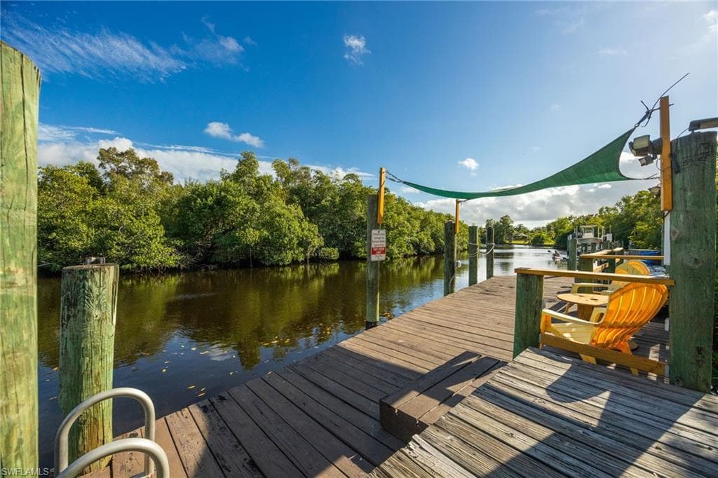 950 Moody RD # 111, NORTH FORT MYERS FL 33903-28