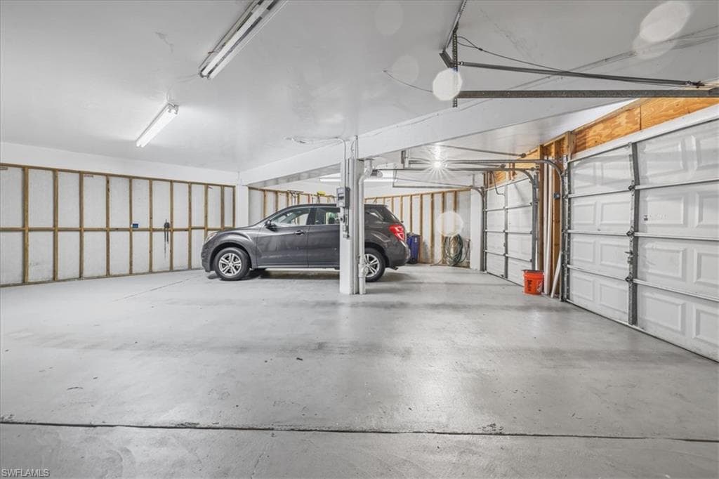 950 Moody RD # 111, NORTH FORT MYERS FL 33903-43