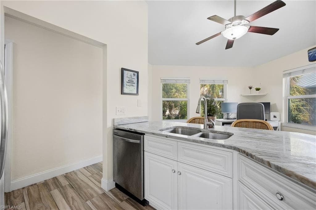 950 Moody RD # 111, NORTH FORT MYERS FL 33903-18