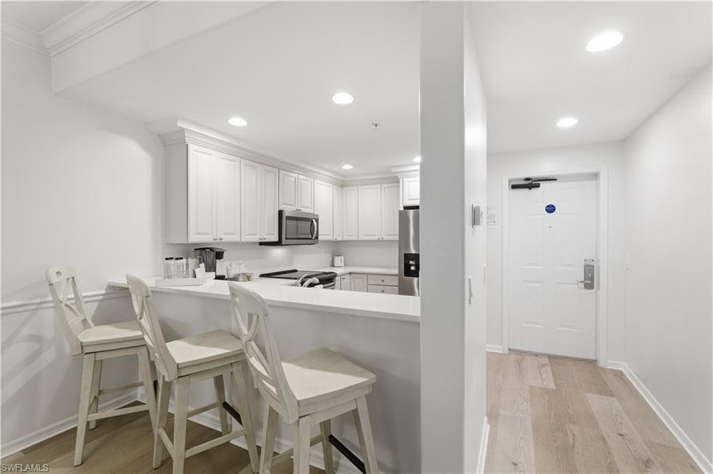 221 9th ST S # 217, NAPLES FL 34102-4