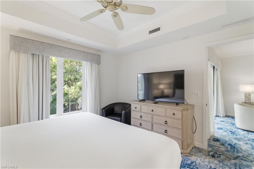 221 9th ST S # 217, NAPLES FL 34102-18