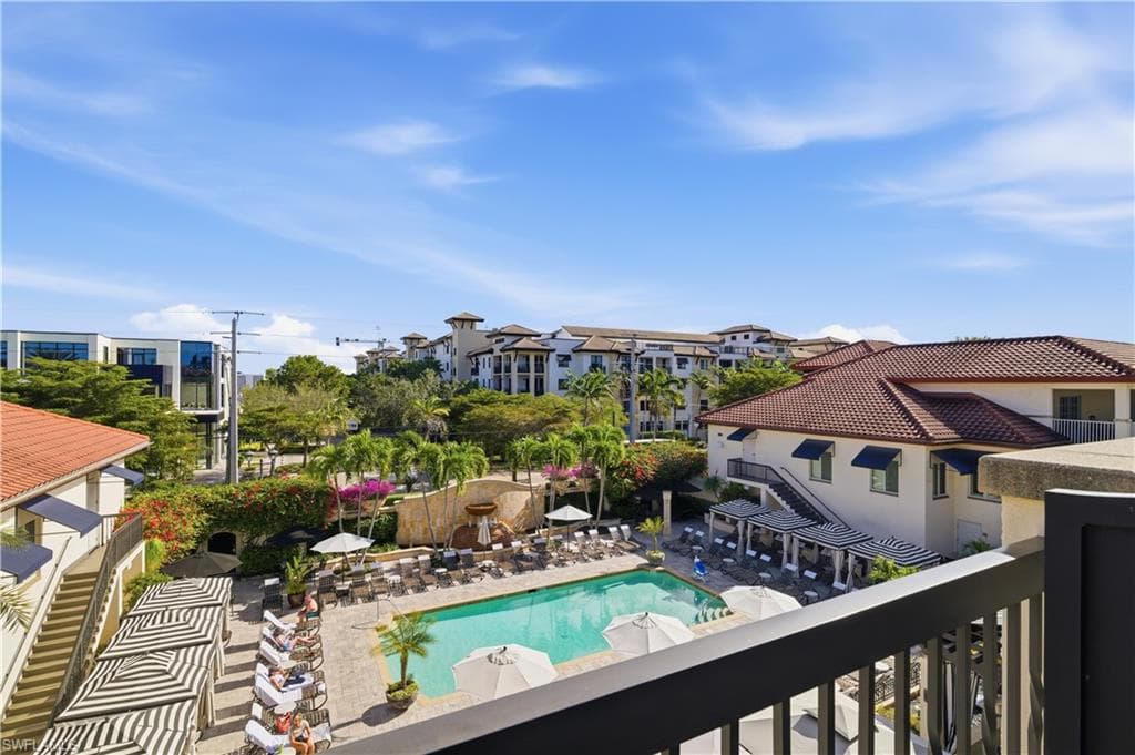 221 9th ST S # 403, NAPLES FL 34102-5