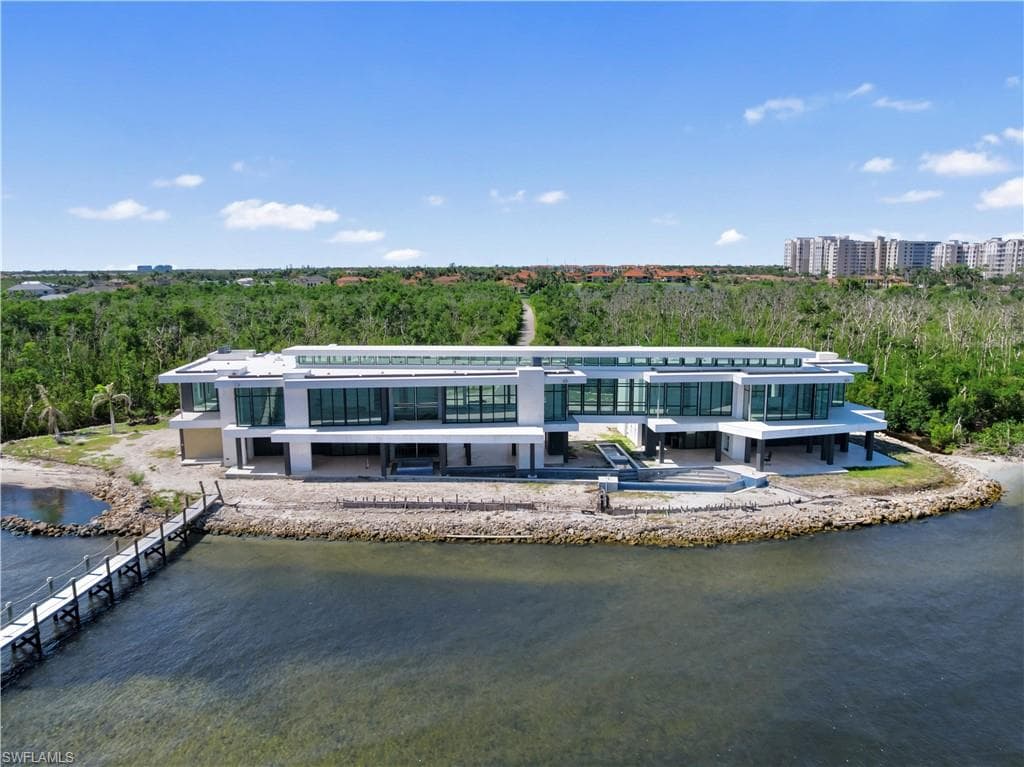 6400 Glock DR, FORT MYERS FL 33908-29