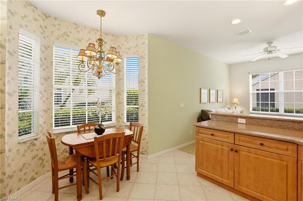 5685 Heron LN # 304, NAPLES FL 34110-31