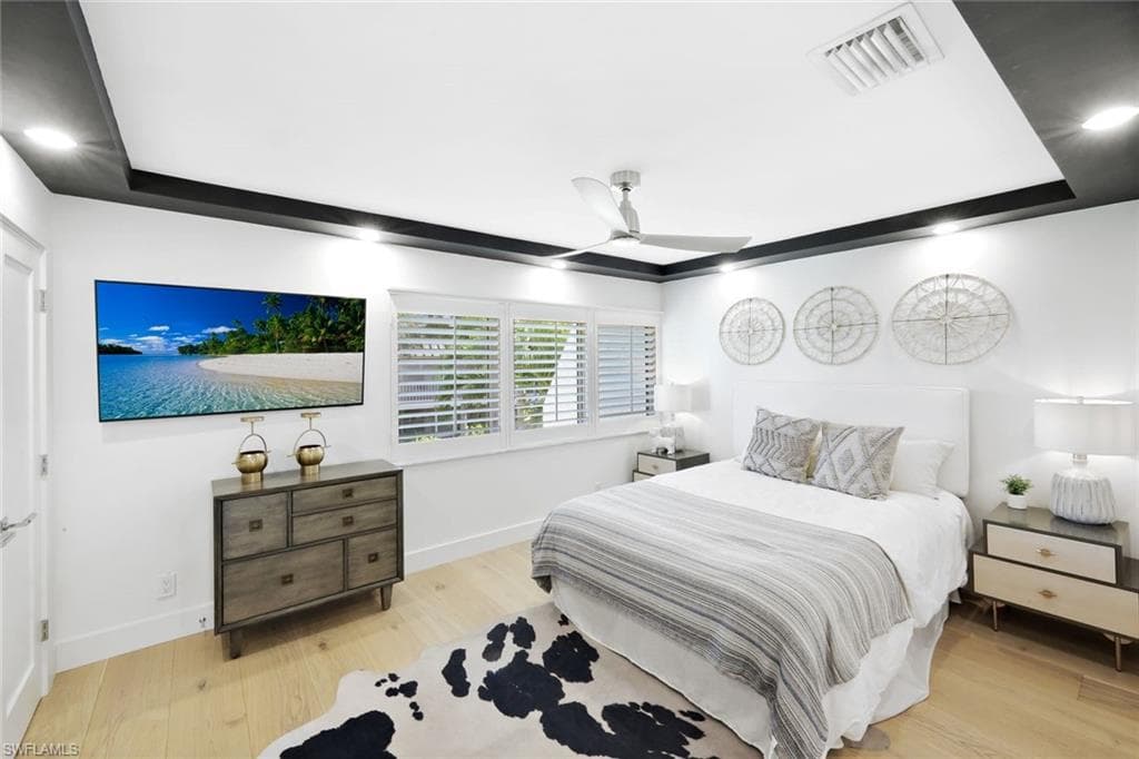 800 River Point DR # 212, NAPLES FL 34102-18