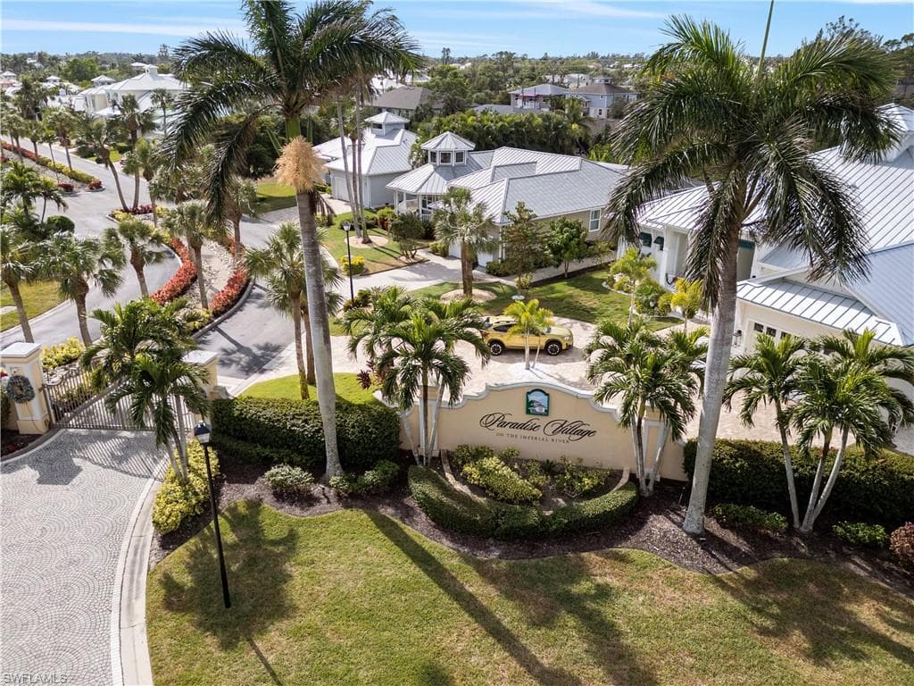 27140 Flamingo DR, BONITA SPRINGS FL 34135-1