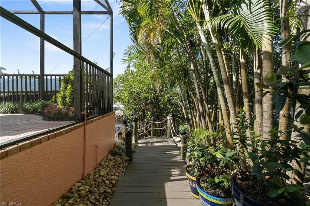 27140 Flamingo DR, BONITA SPRINGS FL 34135-38