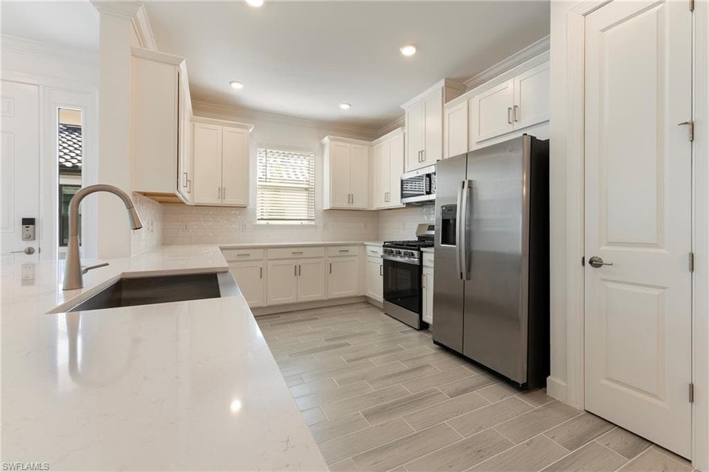 15693 Gavello ST, NAPLES FL 34114-8