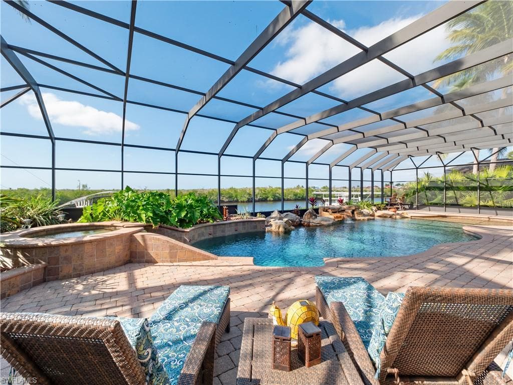 848 W Cape Estates CIR, CAPE CORAL FL 33993-39