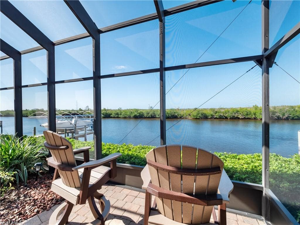 848 W Cape Estates CIR, CAPE CORAL FL 33993-10