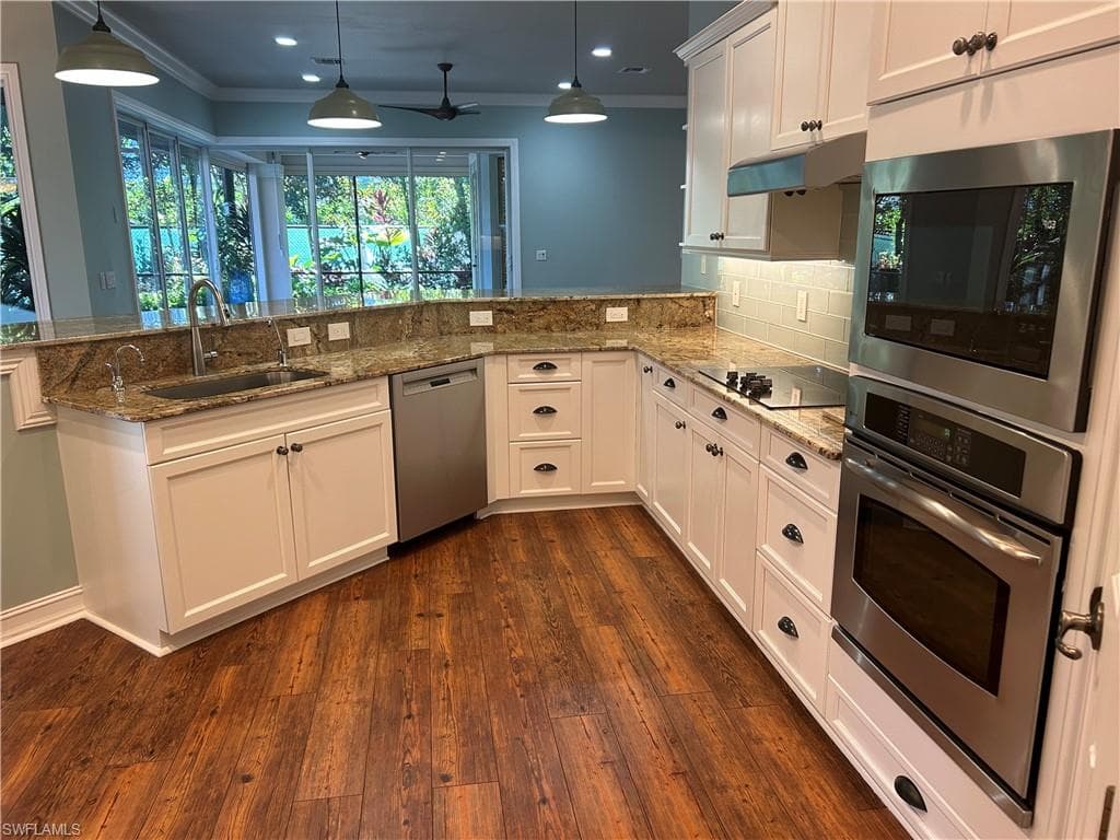 4956 Rustic Oaks CIR, NAPLES FL 34105-4