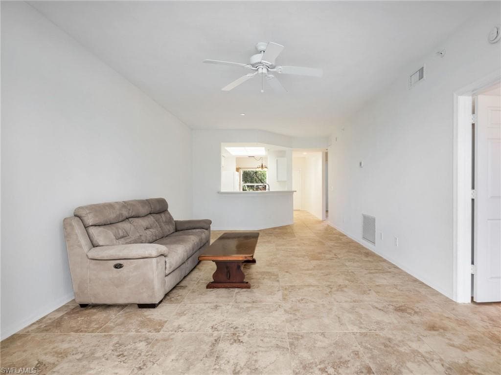 9851 Costa Mesa LN # 302, BONITA SPRINGS FL 34135-11