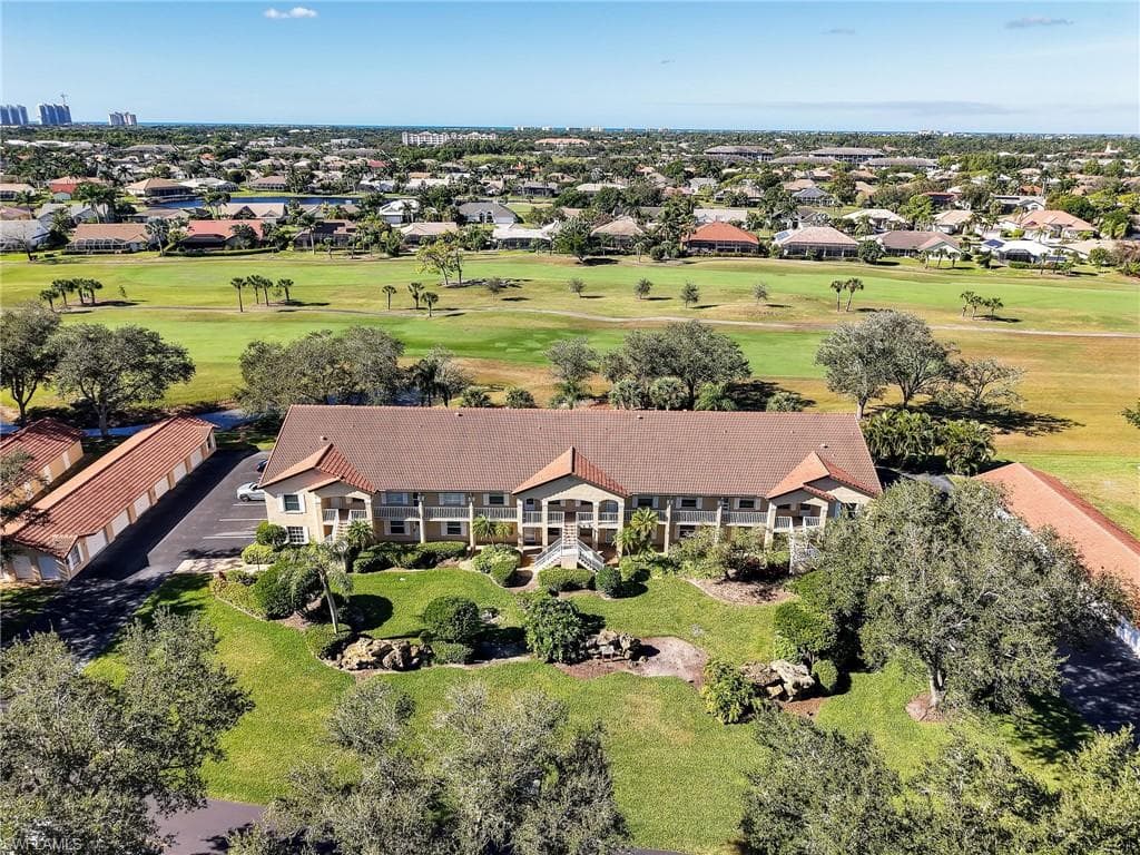 9851 Costa Mesa LN # 302, BONITA SPRINGS FL 34135-25