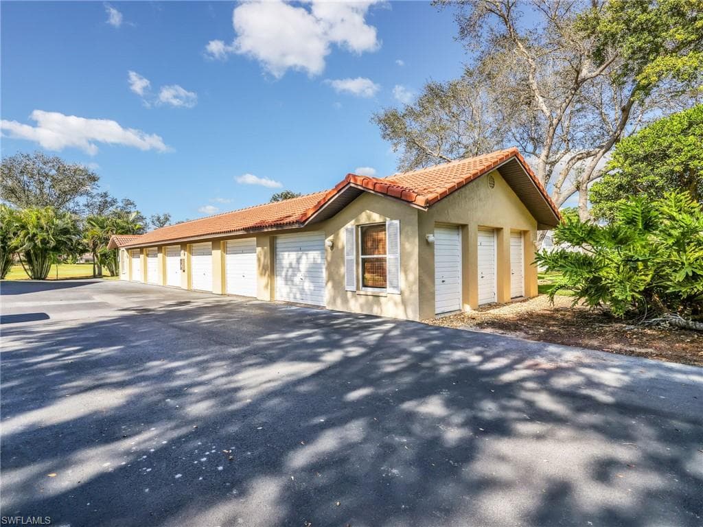 9851 Costa Mesa LN # 302, BONITA SPRINGS FL 34135-2