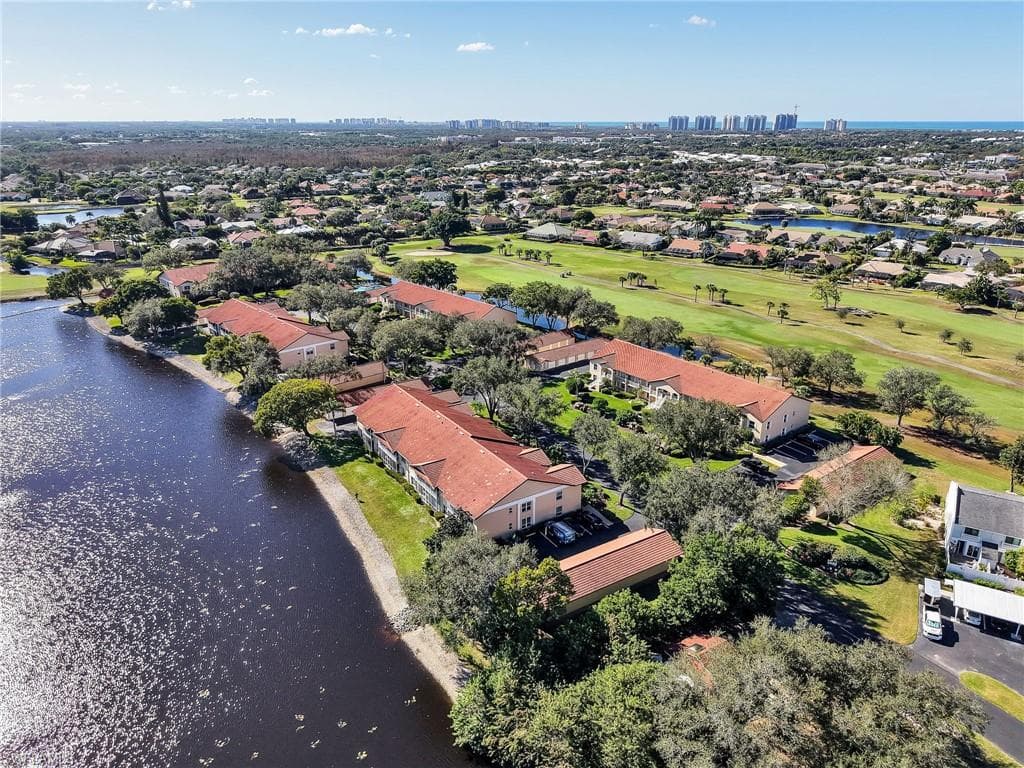 9851 Costa Mesa LN # 302, BONITA SPRINGS FL 34135-27