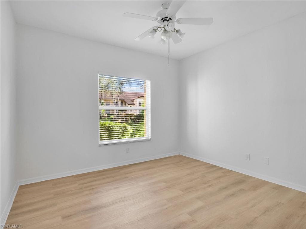 9851 Costa Mesa LN # 302, BONITA SPRINGS FL 34135-19