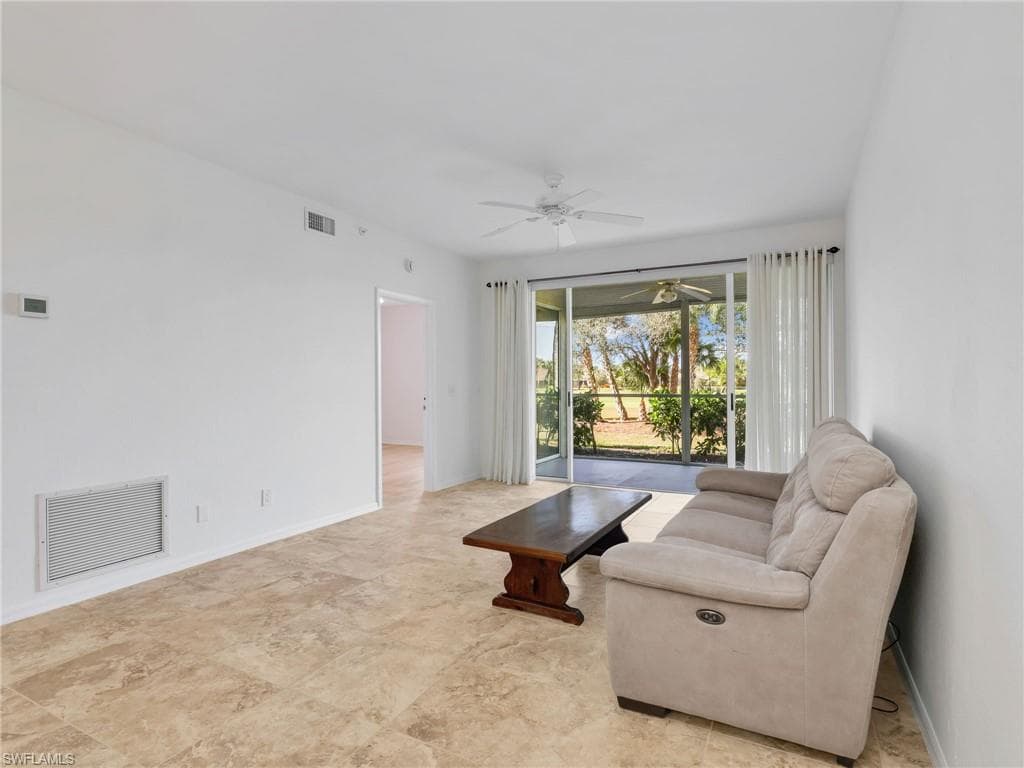 9851 Costa Mesa LN # 302, BONITA SPRINGS FL 34135-10