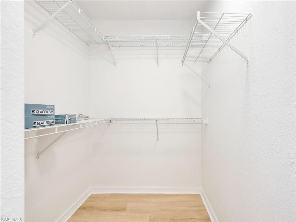 9851 Costa Mesa LN # 302, BONITA SPRINGS FL 34135-18