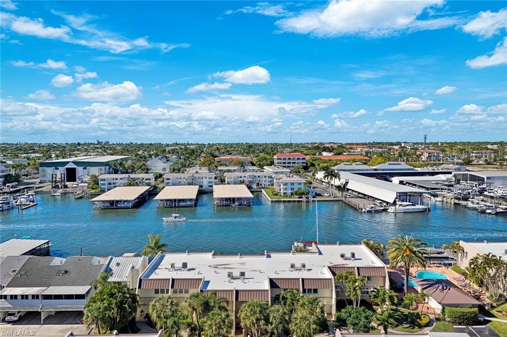 800 River Point DR # 212, NAPLES FL 34102-35