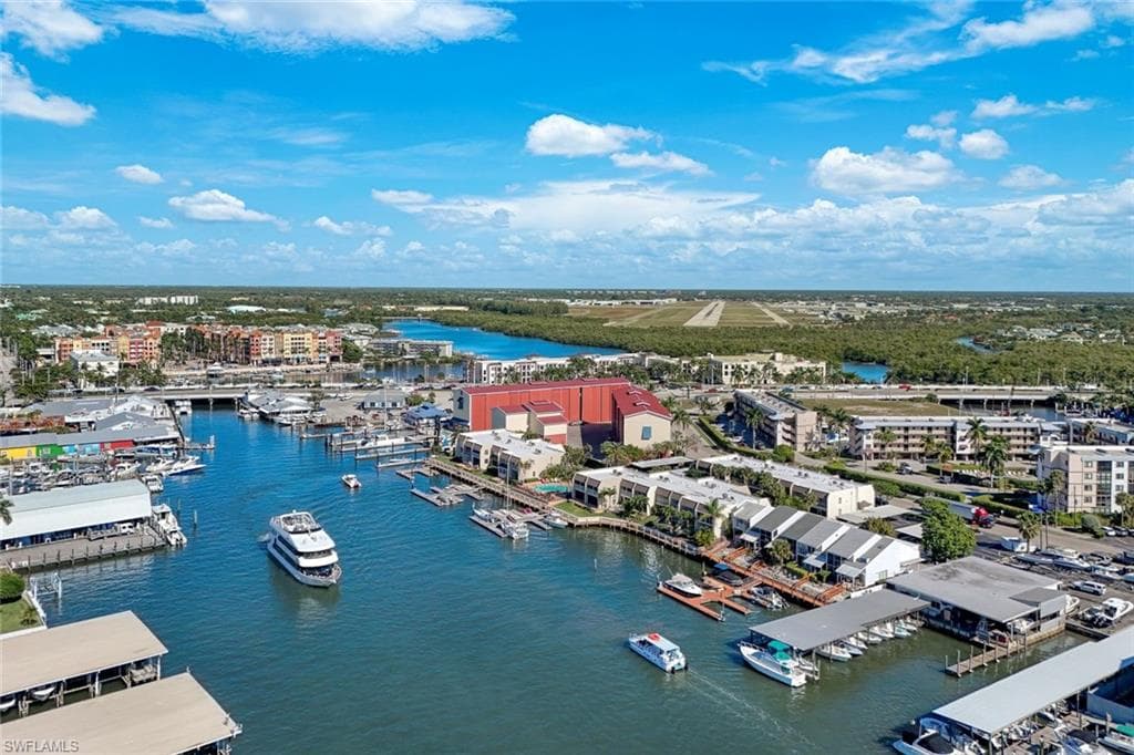 800 River Point DR # 212, NAPLES FL 34102-38