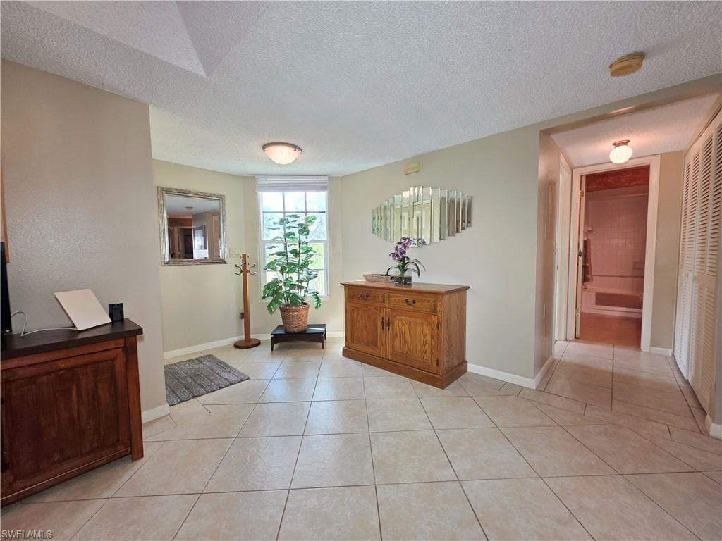 17220 Terraverde CIR # 4, FORT MYERS FL 33908-4