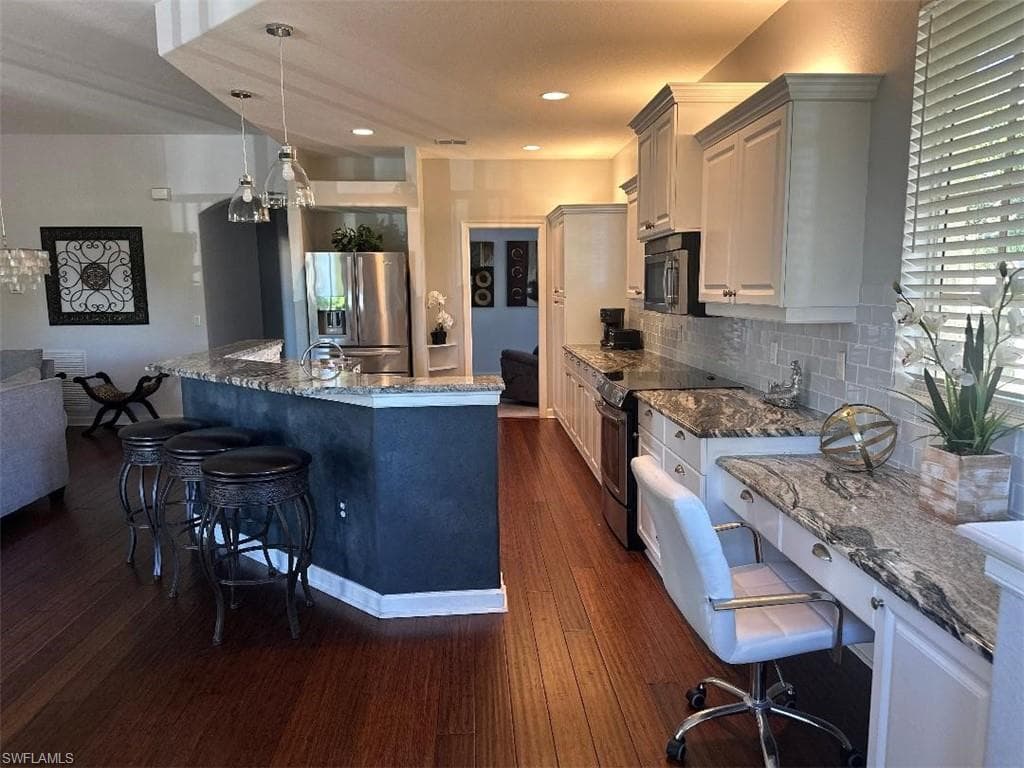 8500 Via Lungomare CIR # 202, ESTERO FL 33928-8