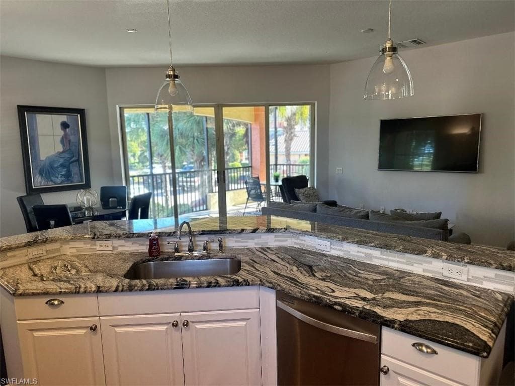 8500 Via Lungomare CIR # 202, ESTERO FL 33928-10
