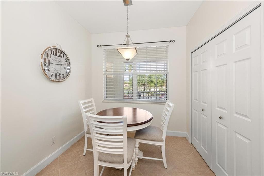 10710 Ravenna WAY # 203, FORT MYERS FL 33913-11