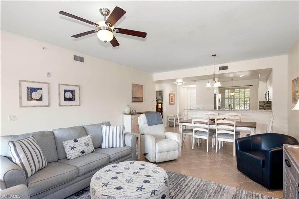 10710 Ravenna WAY # 203, FORT MYERS FL 33913-4