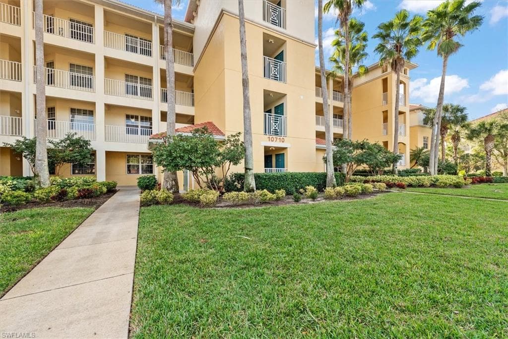 10710 Ravenna WAY # 203, FORT MYERS FL 33913-23